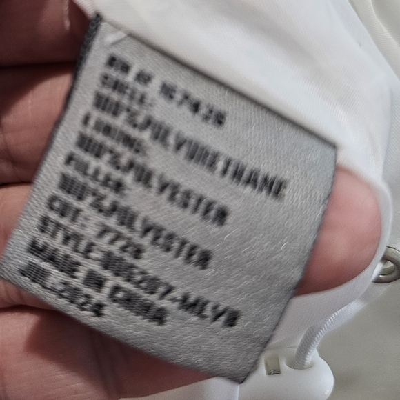 Tractr White Quilted Vest - NWT - Picture 7 of 9